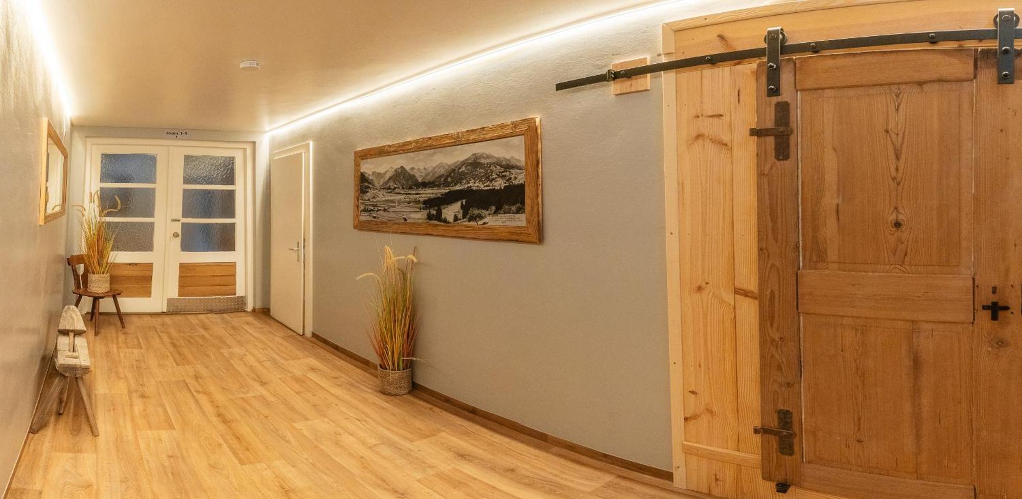 Hostel - Ron'S Guesthouse Oberstdorf Kültér fotó