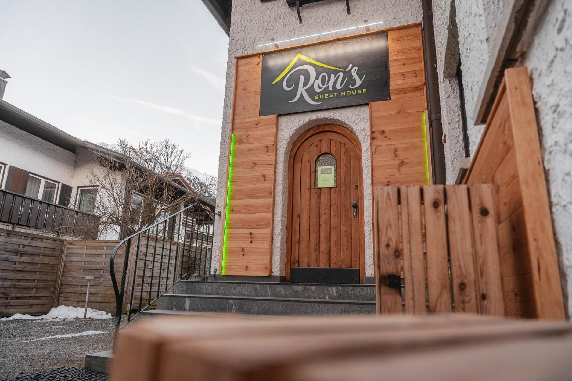 Hostel - Ron'S Guesthouse Oberstdorf Kültér fotó