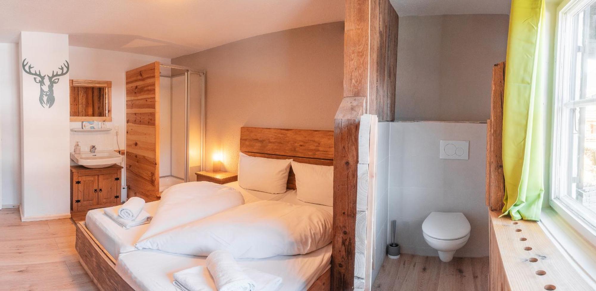 Hostel - Ron'S Guesthouse Oberstdorf Kültér fotó